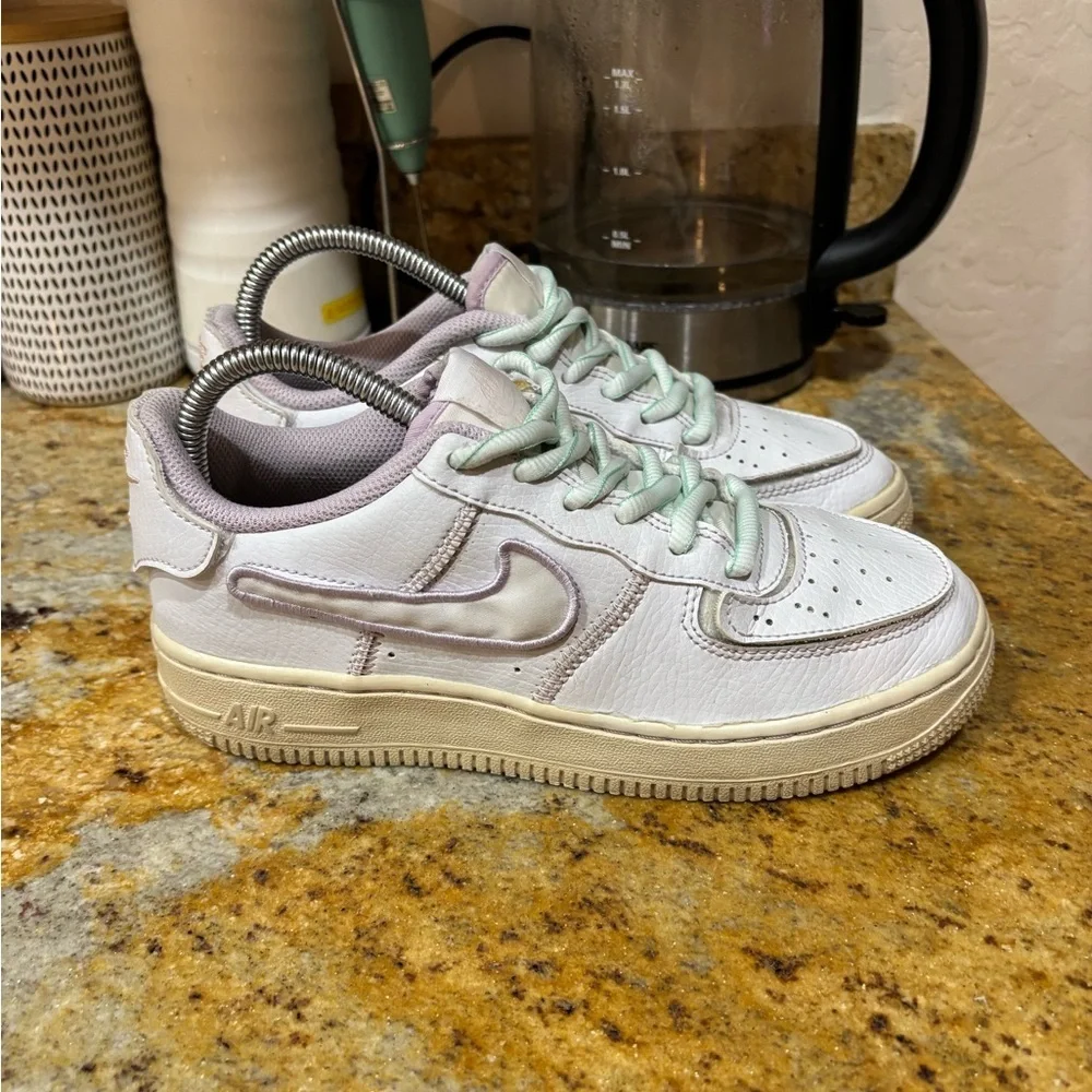 Nike Air Force 1 size‎ 5.5
